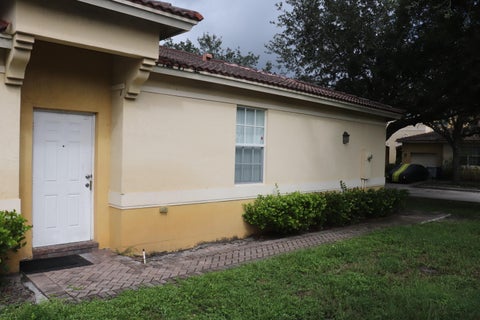 Tiny photo for 613 NW 21ST Avenue, Pompano Beach, FL 33069 (MLS # B26072219)