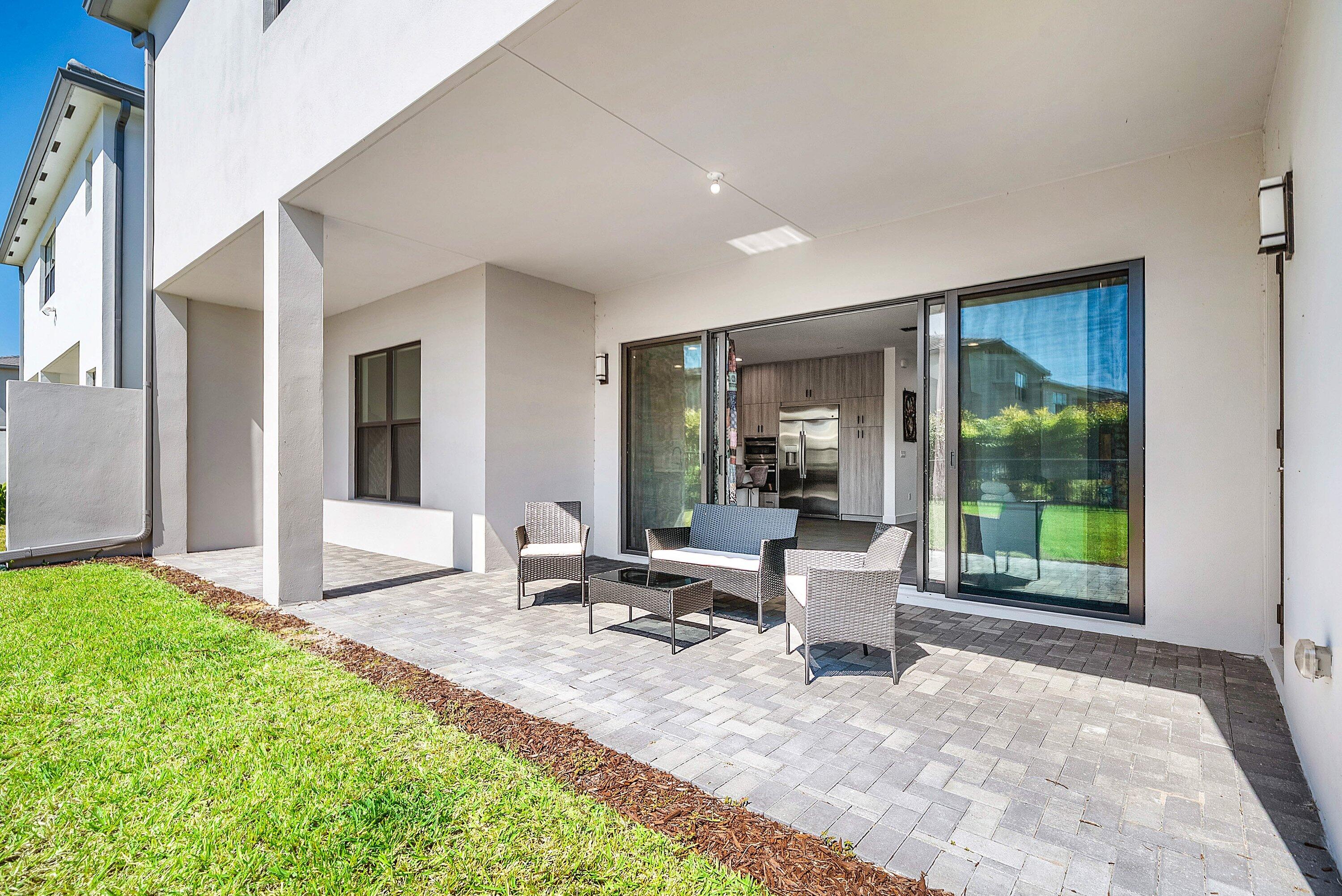 BOCA RATON GOLF COURSE PUD - Residential Lease