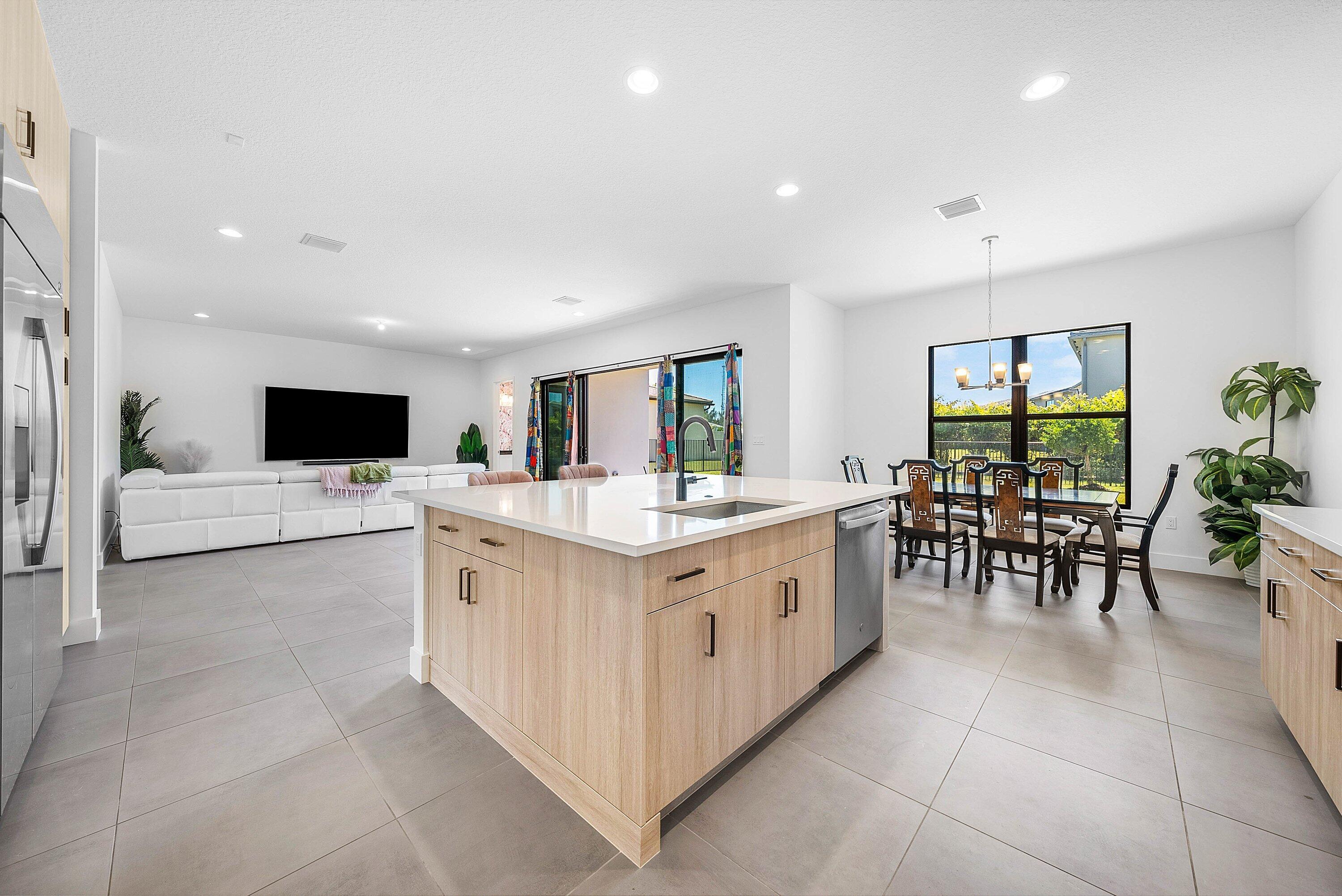 BOCA RATON GOLF COURSE PUD - Residential Lease