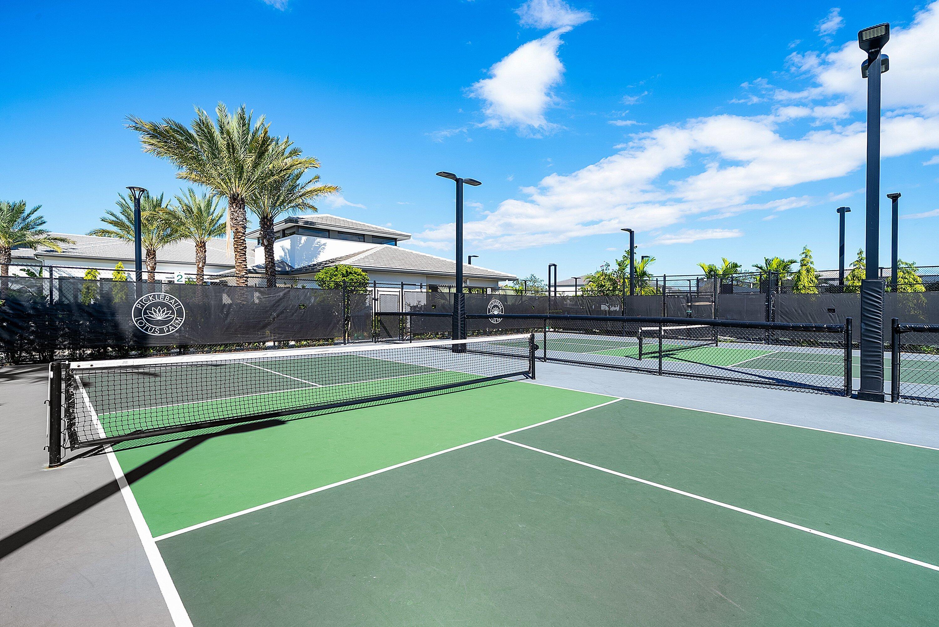 BOCA RATON GOLF COURSE PUD - Residential Lease