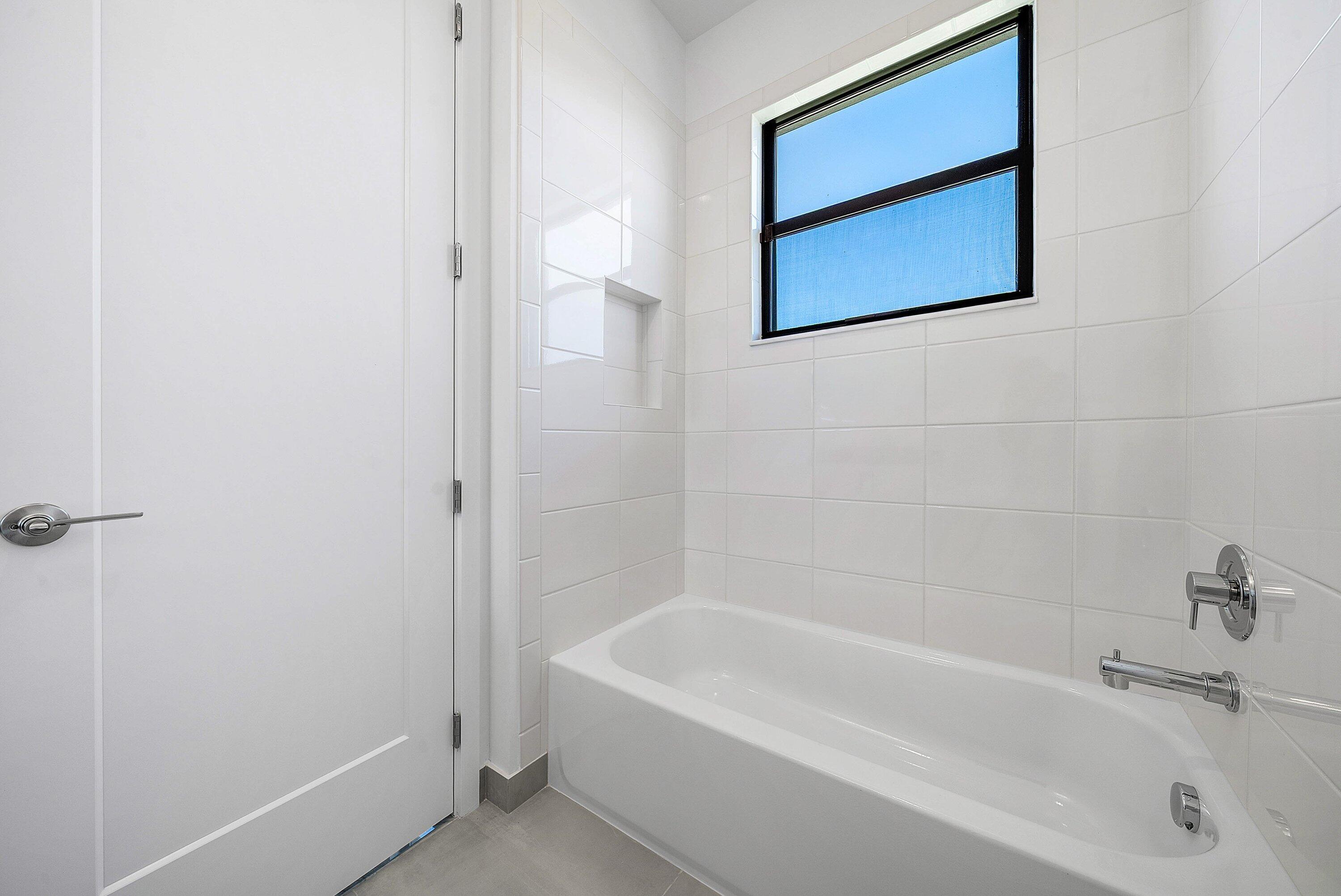 BOCA RATON GOLF COURSE PUD - Residential Lease