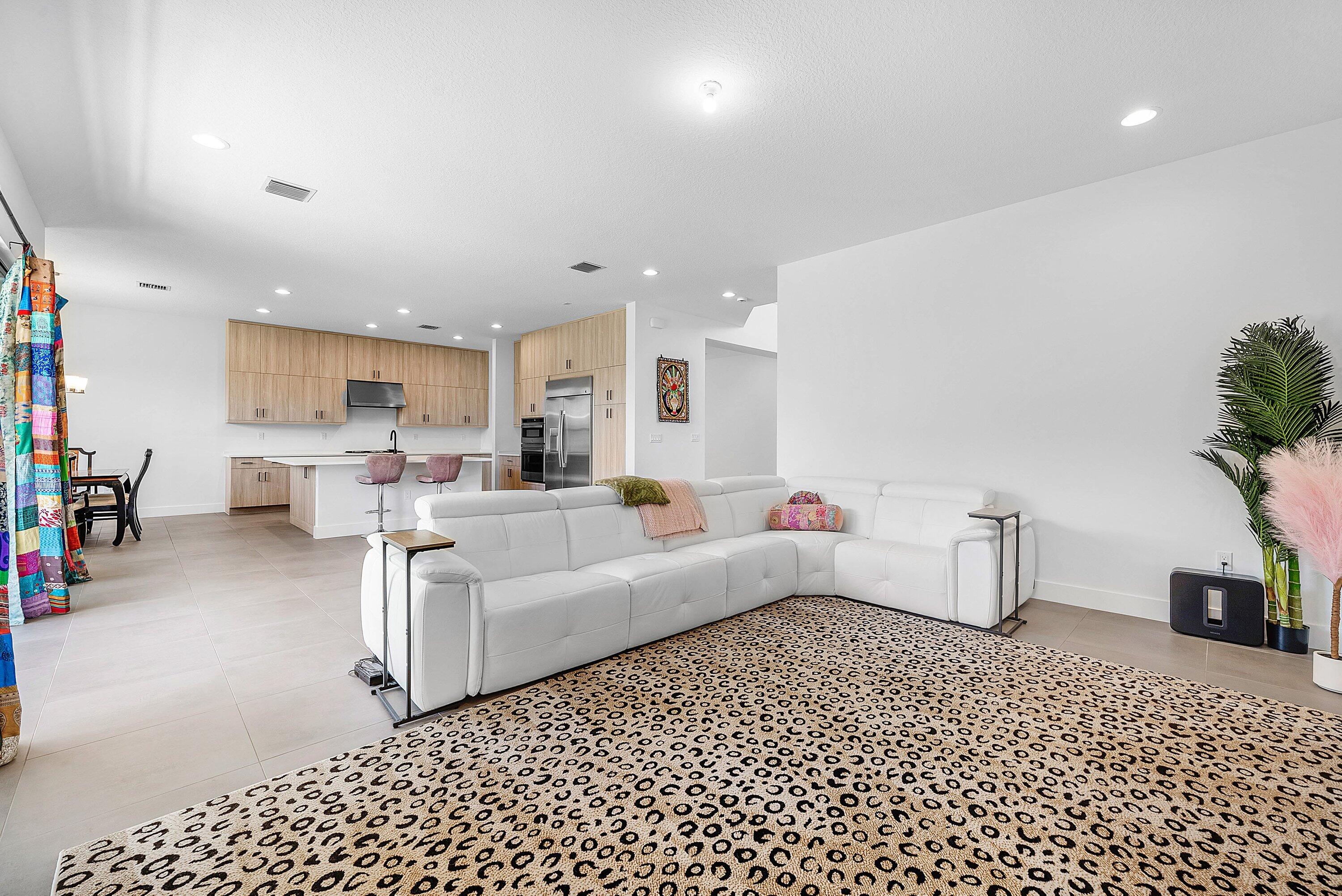 BOCA RATON GOLF COURSE PUD - Residential Lease