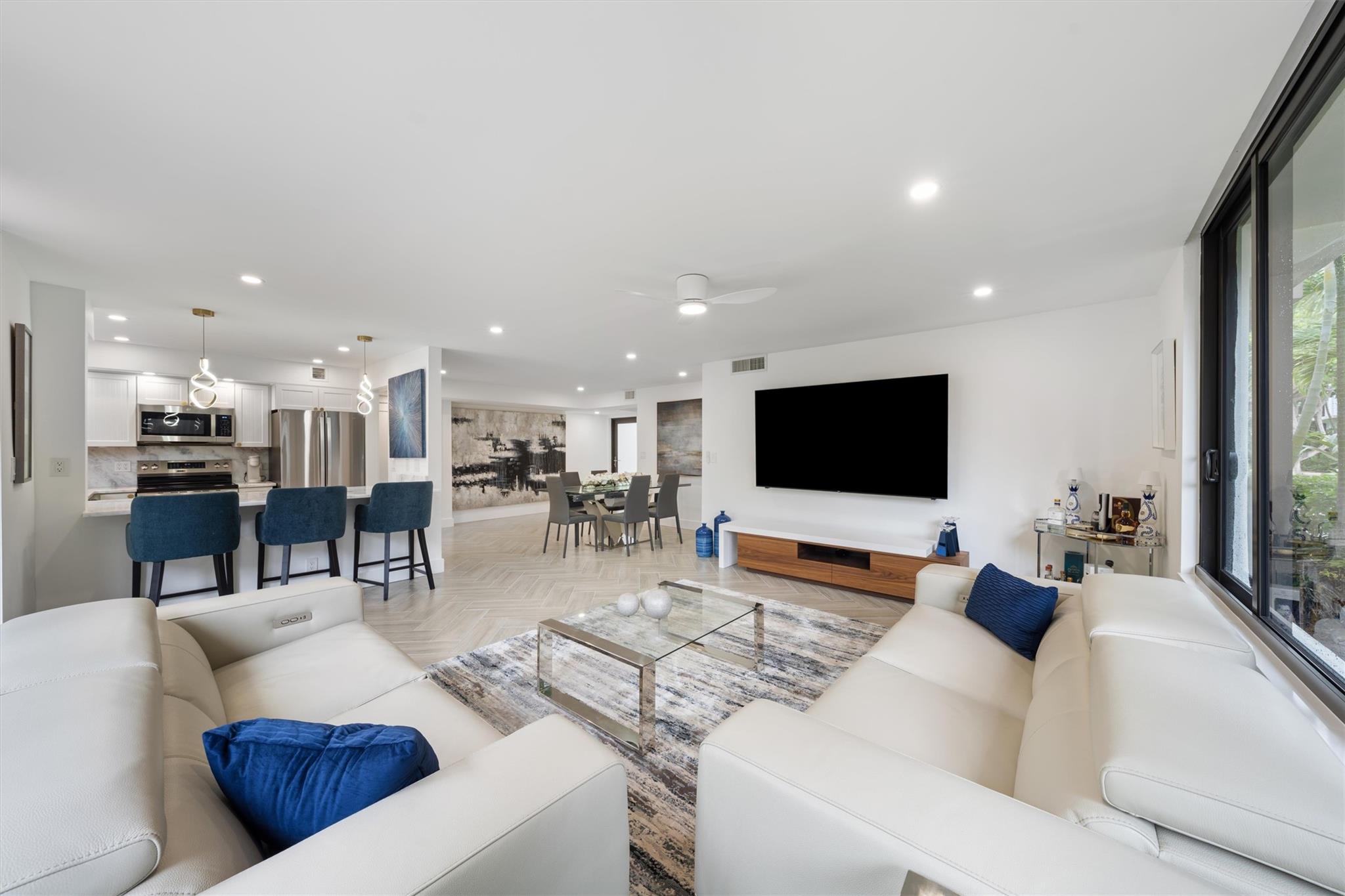 1578 S Ocean Lane 114