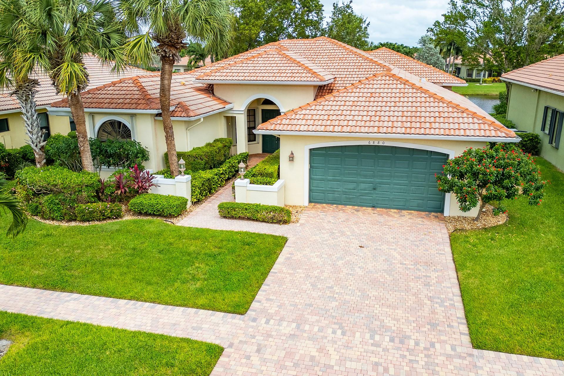 6880 Antinori Lane