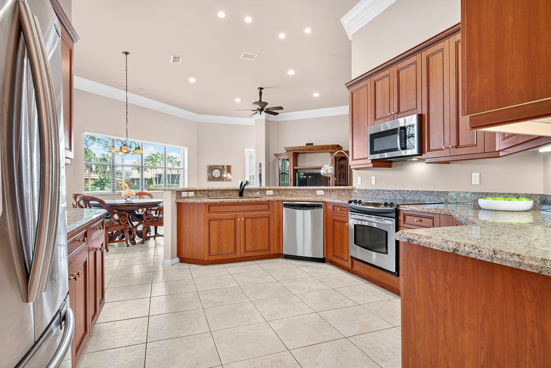 Tivoli Lakes - Residential