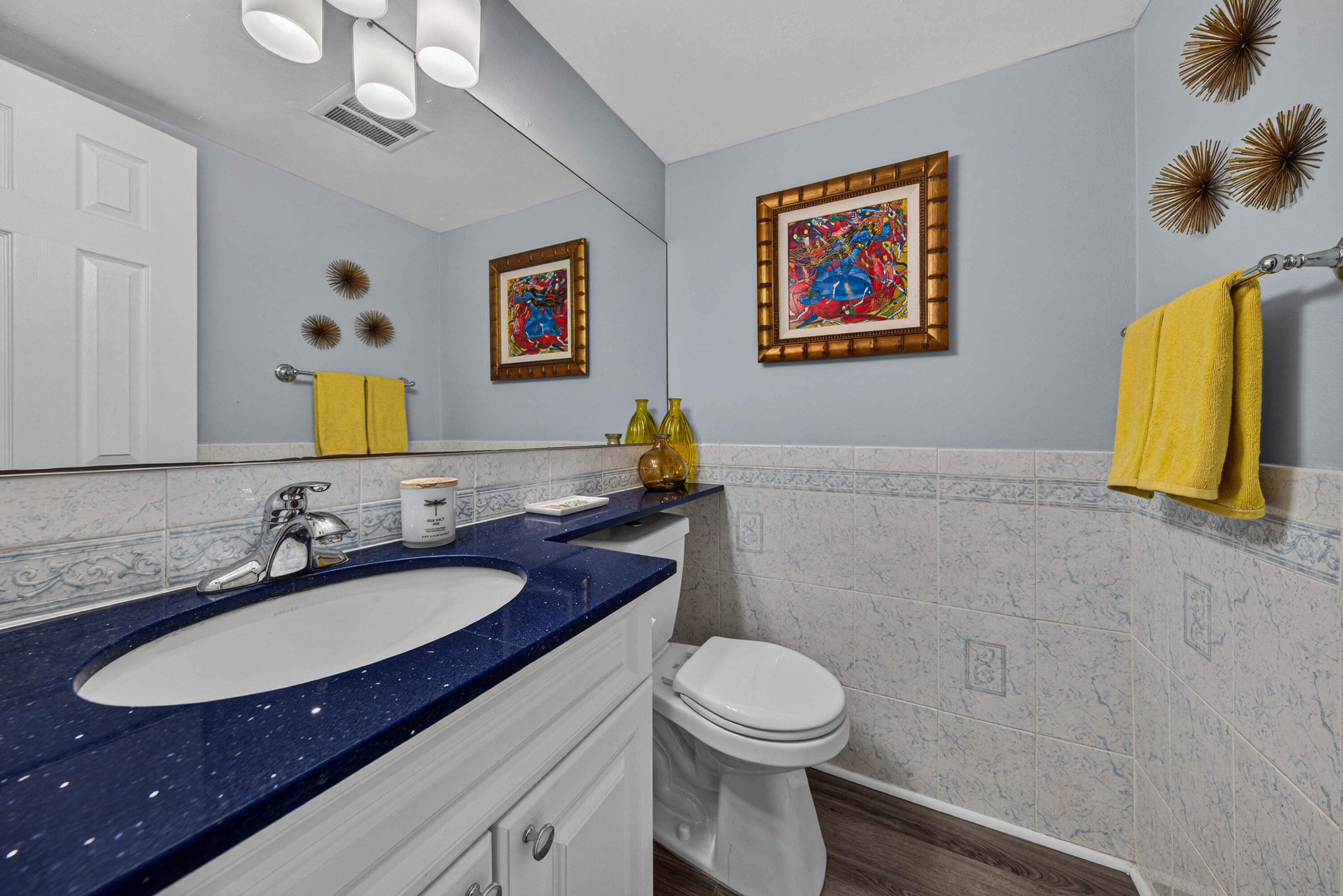 HAMPTON GARDENS 3 CONDO - Residential