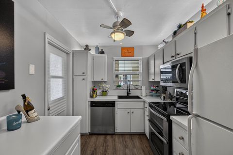 Tiny photo for 804 SE 7th Street SE #401, Deerfield Beach, FL 33441 (MLS # B26001185)