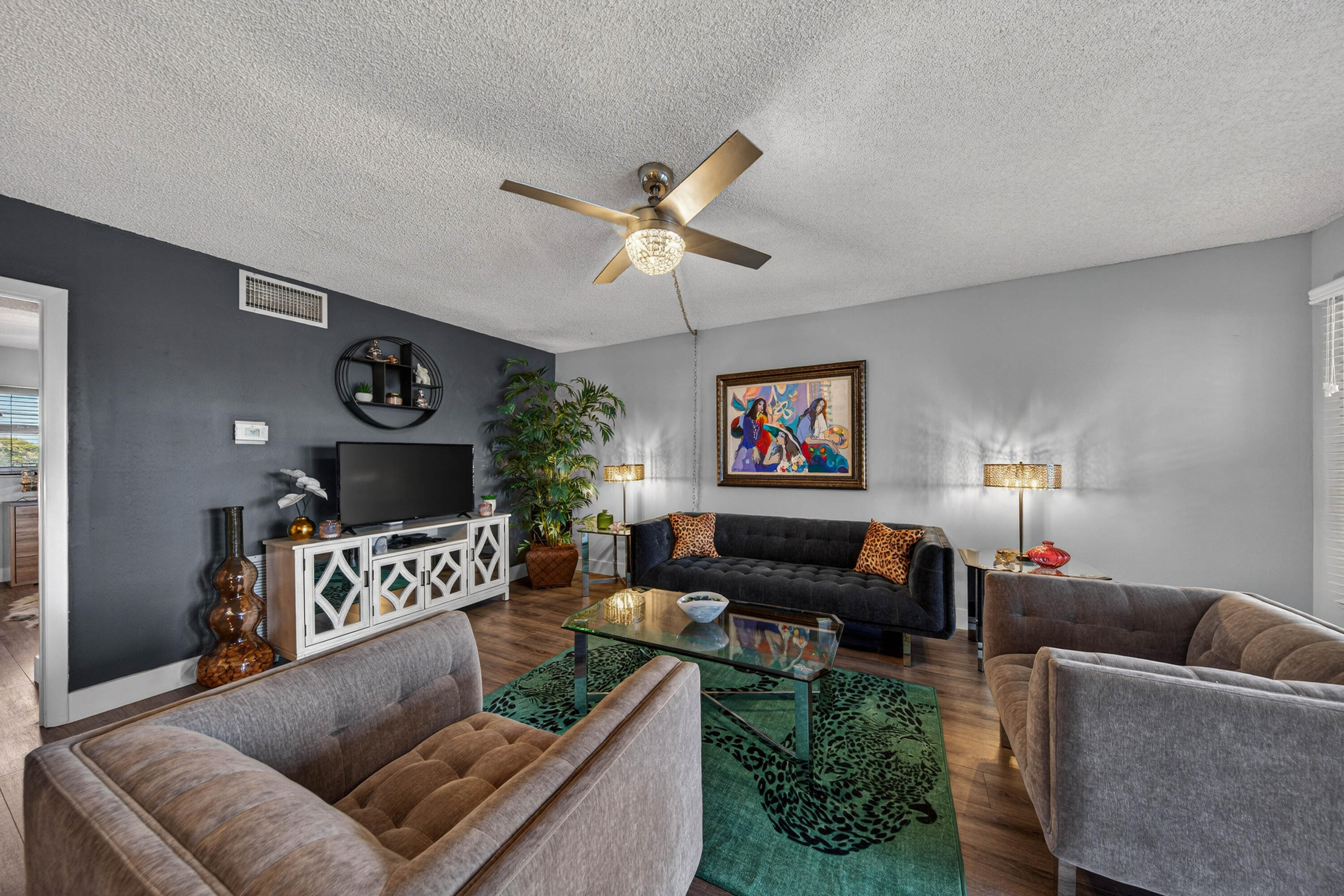 HAMPTON GARDENS 3 CONDO - Residential