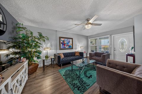 Tiny photo for 804 SE 7th Street SE #401, Deerfield Beach, FL 33441 (MLS # B26001185)