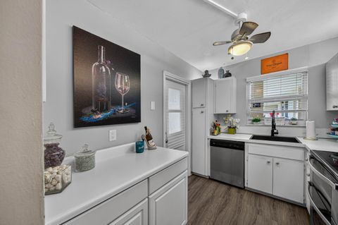 Tiny photo for 804 SE 7th Street SE #401, Deerfield Beach, FL 33441 (MLS # B26001185)