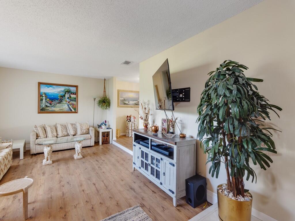 PSL Section 18 - Residential Lease