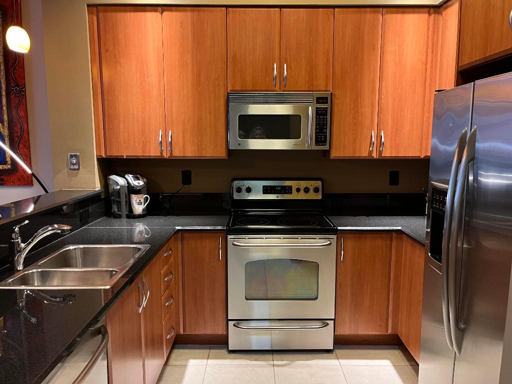 801 S Olive Avenue 225