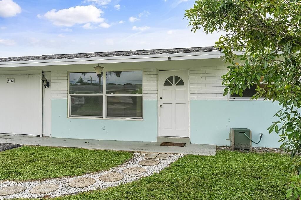 Photo of 19081 SE Barus Drive, Jupiter, FL 33469 (MLS # R10937336)