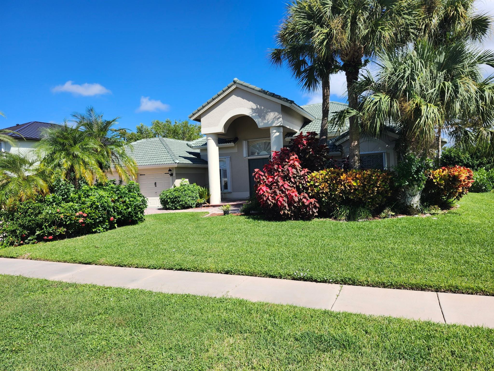 Binks Forest Landings At - Residential Lease