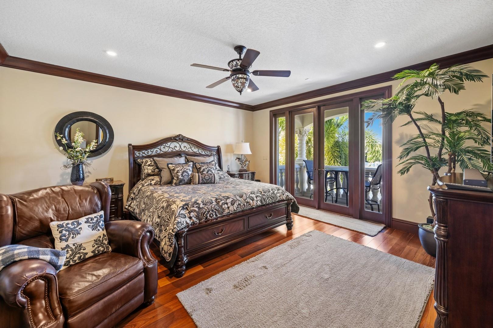 RIO VISTA ISLES - Residential