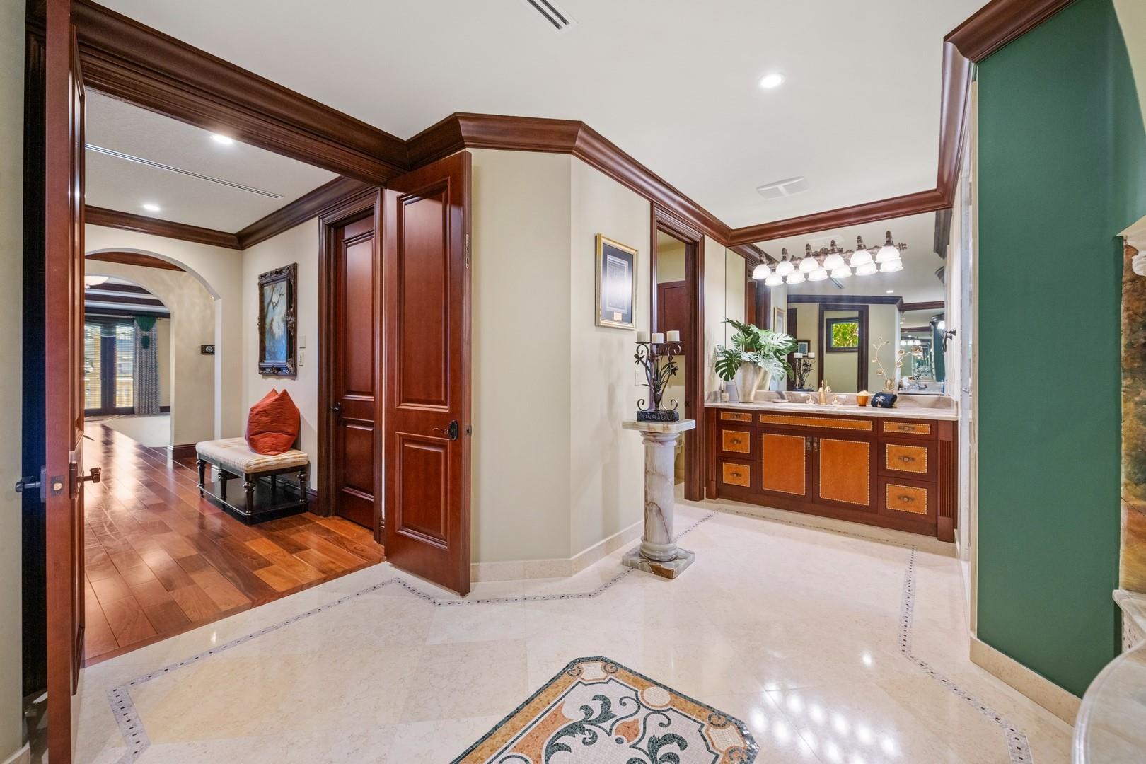 RIO VISTA ISLES - Residential