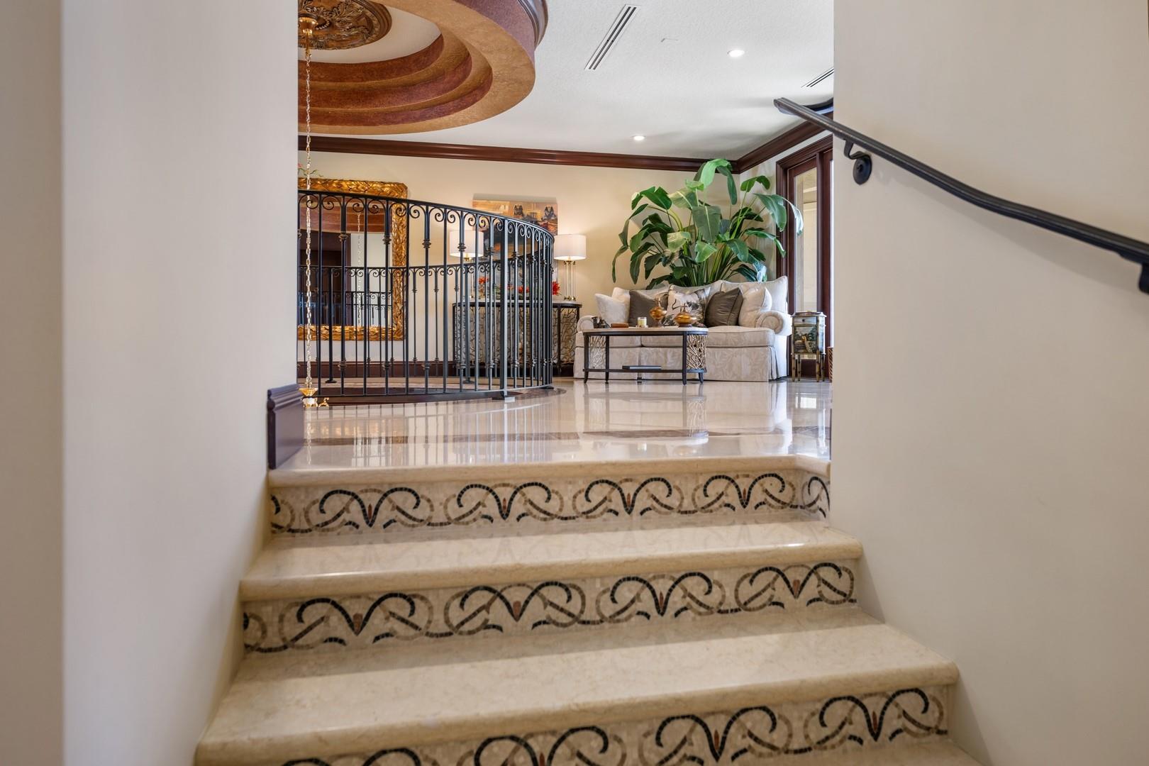 RIO VISTA ISLES - Residential