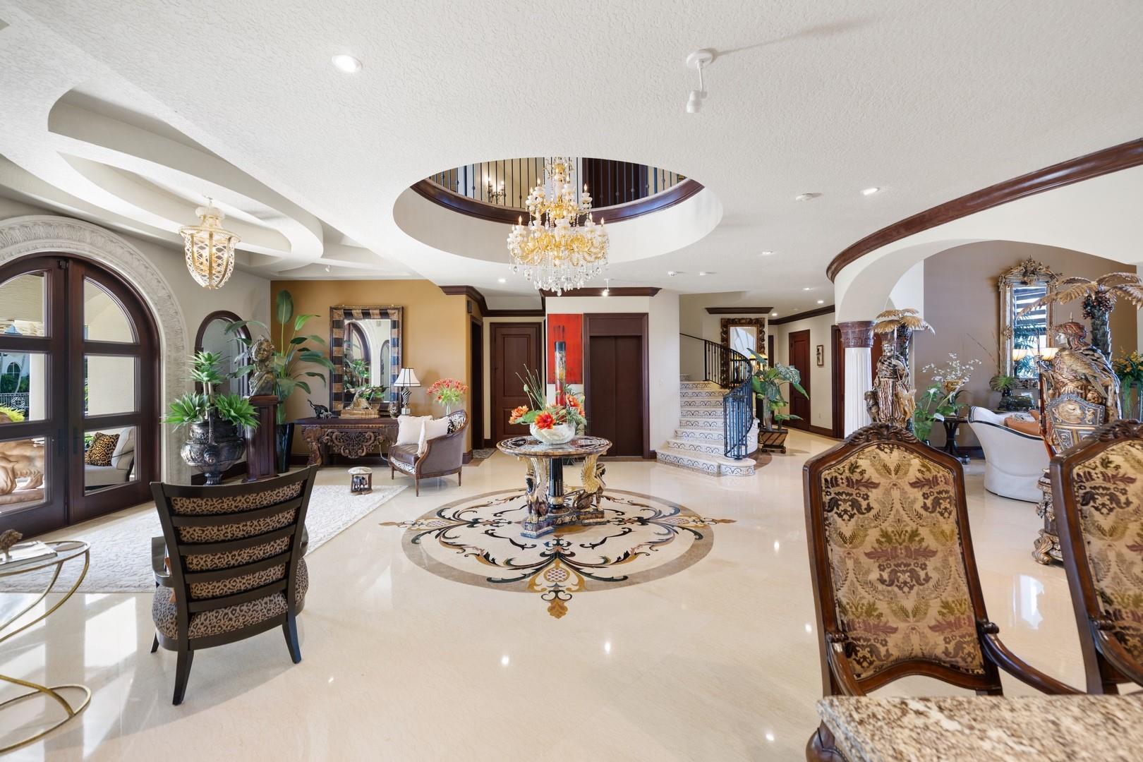 RIO VISTA ISLES - Residential