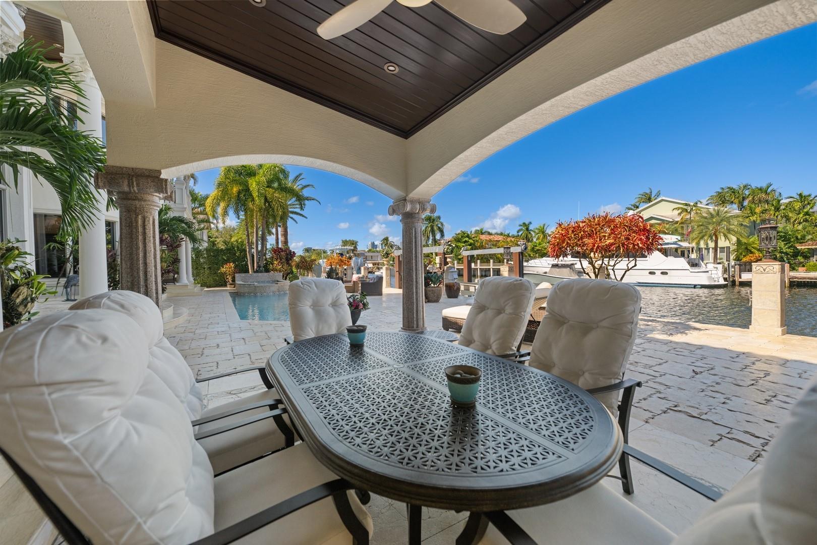 RIO VISTA ISLES - Residential