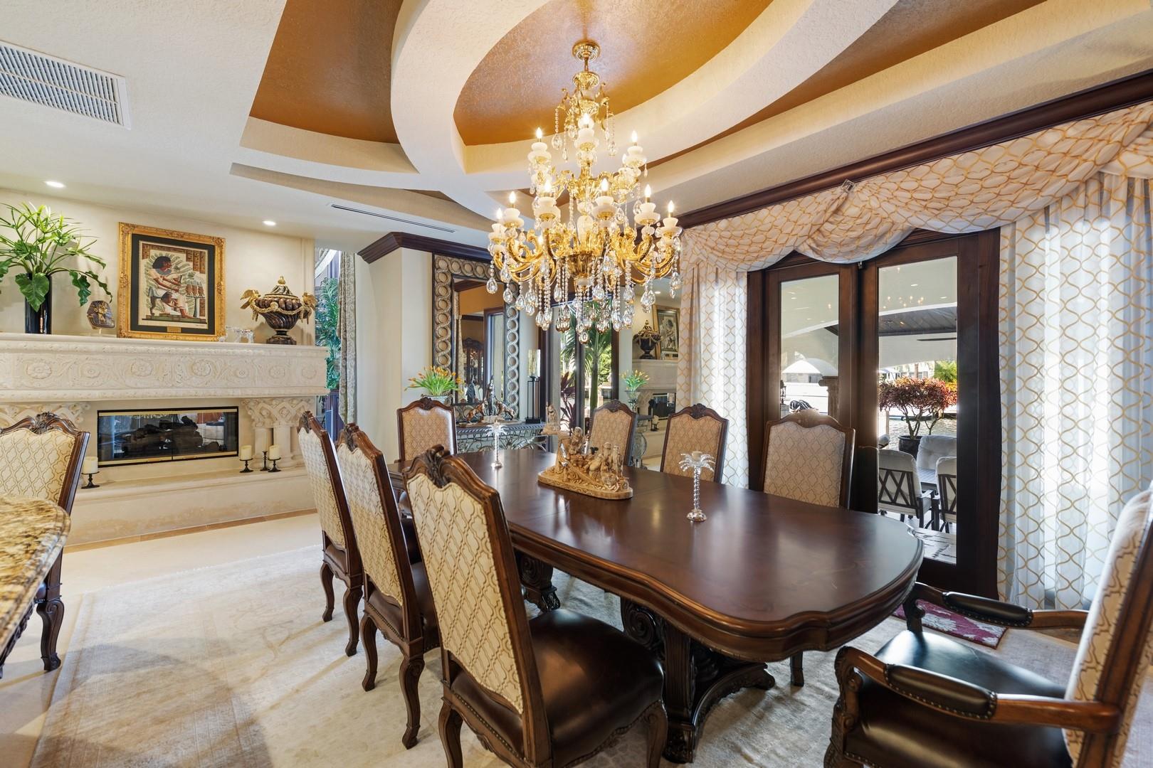 RIO VISTA ISLES - Residential