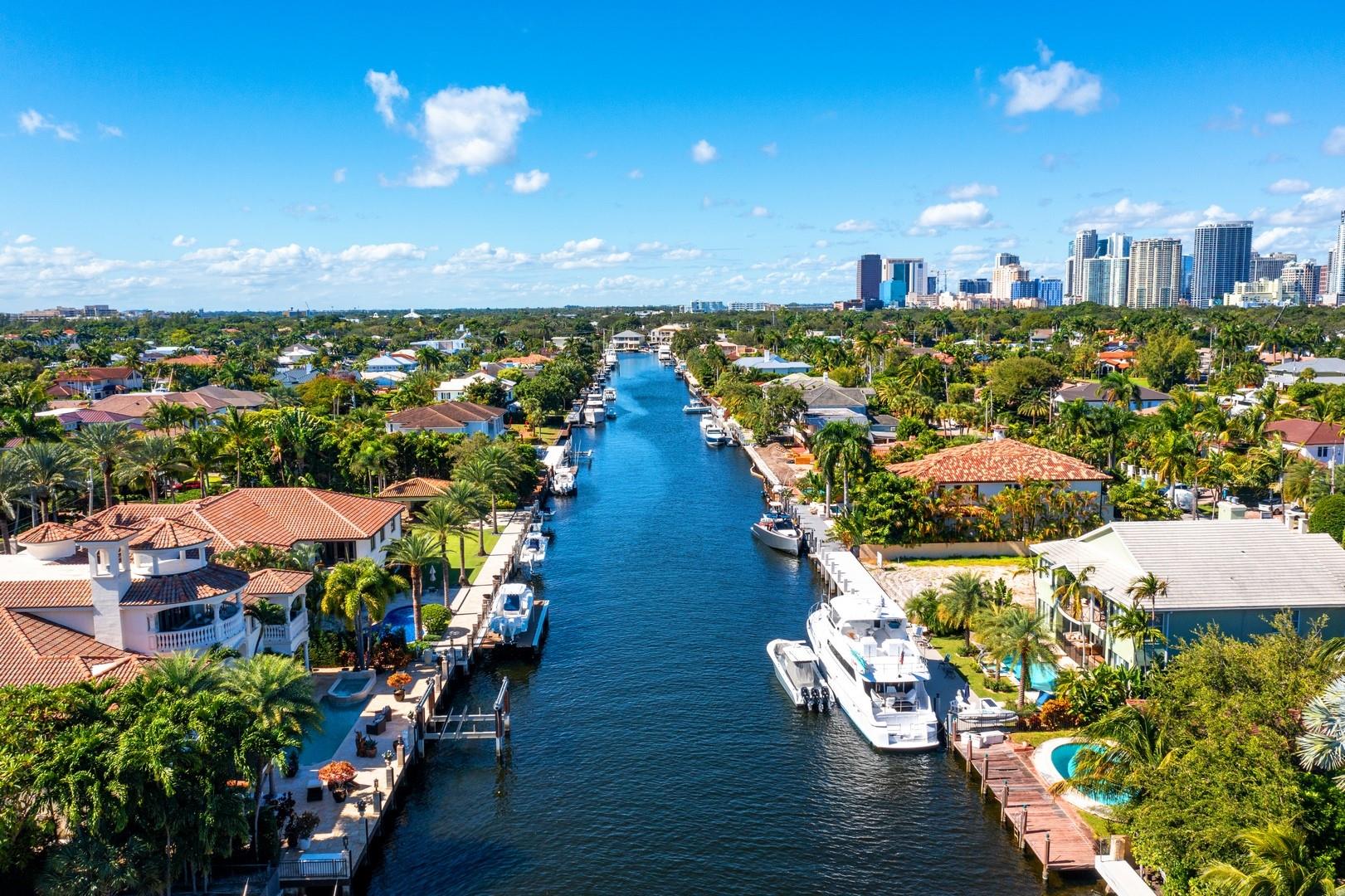 RIO VISTA ISLES - Residential