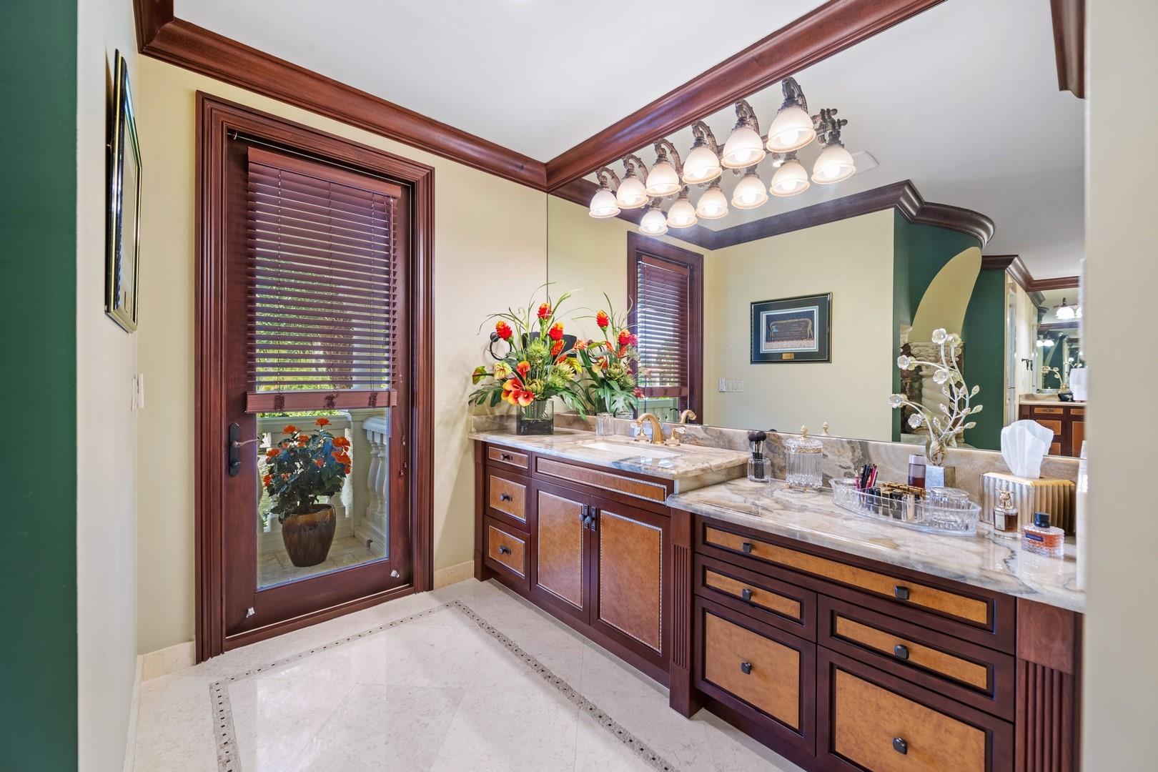 RIO VISTA ISLES - Residential