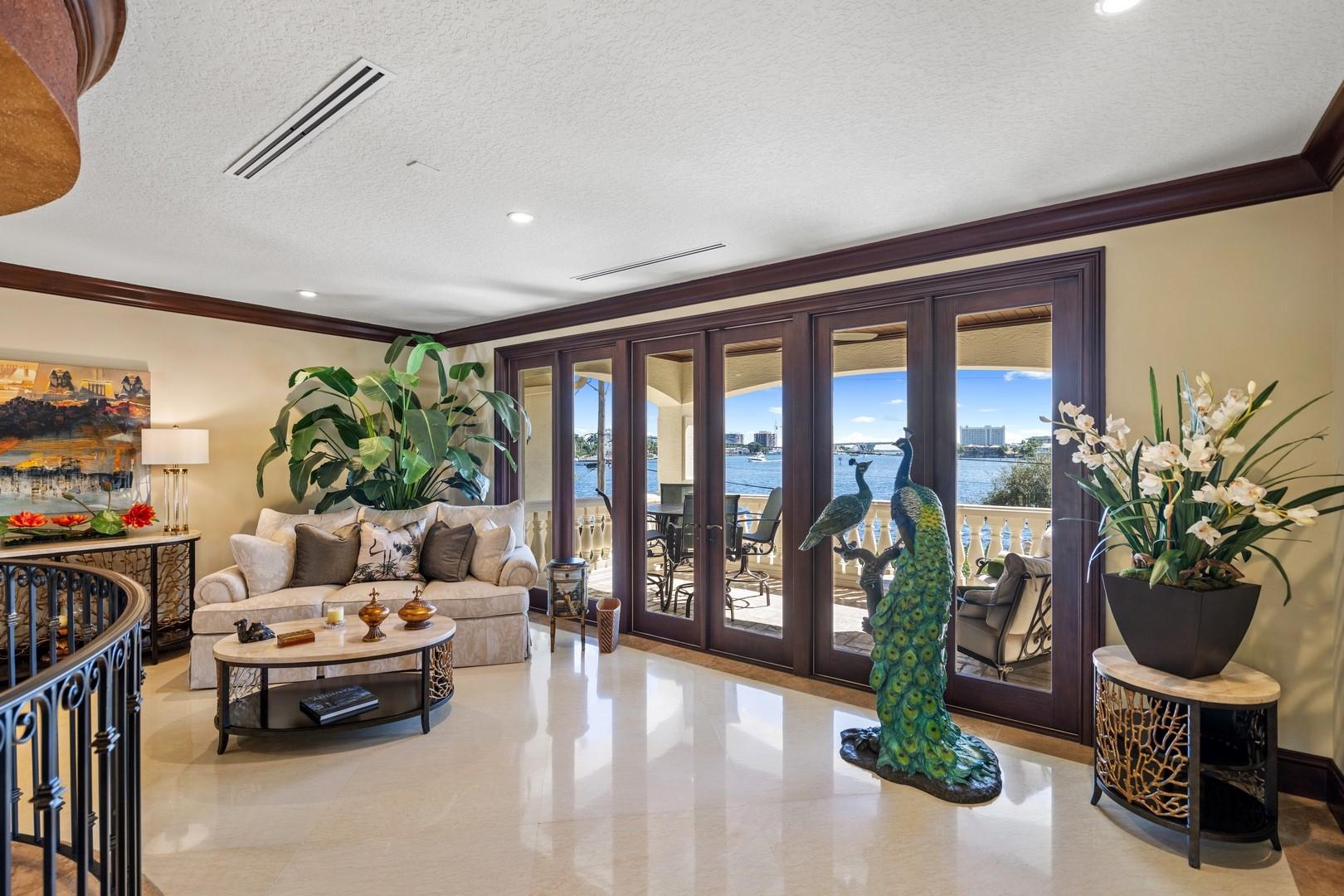 RIO VISTA ISLES - Residential