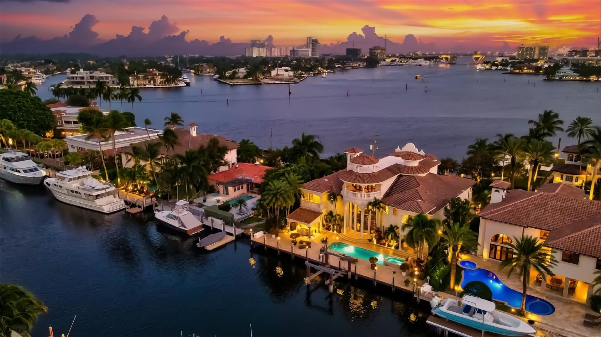 RIO VISTA ISLES - Residential