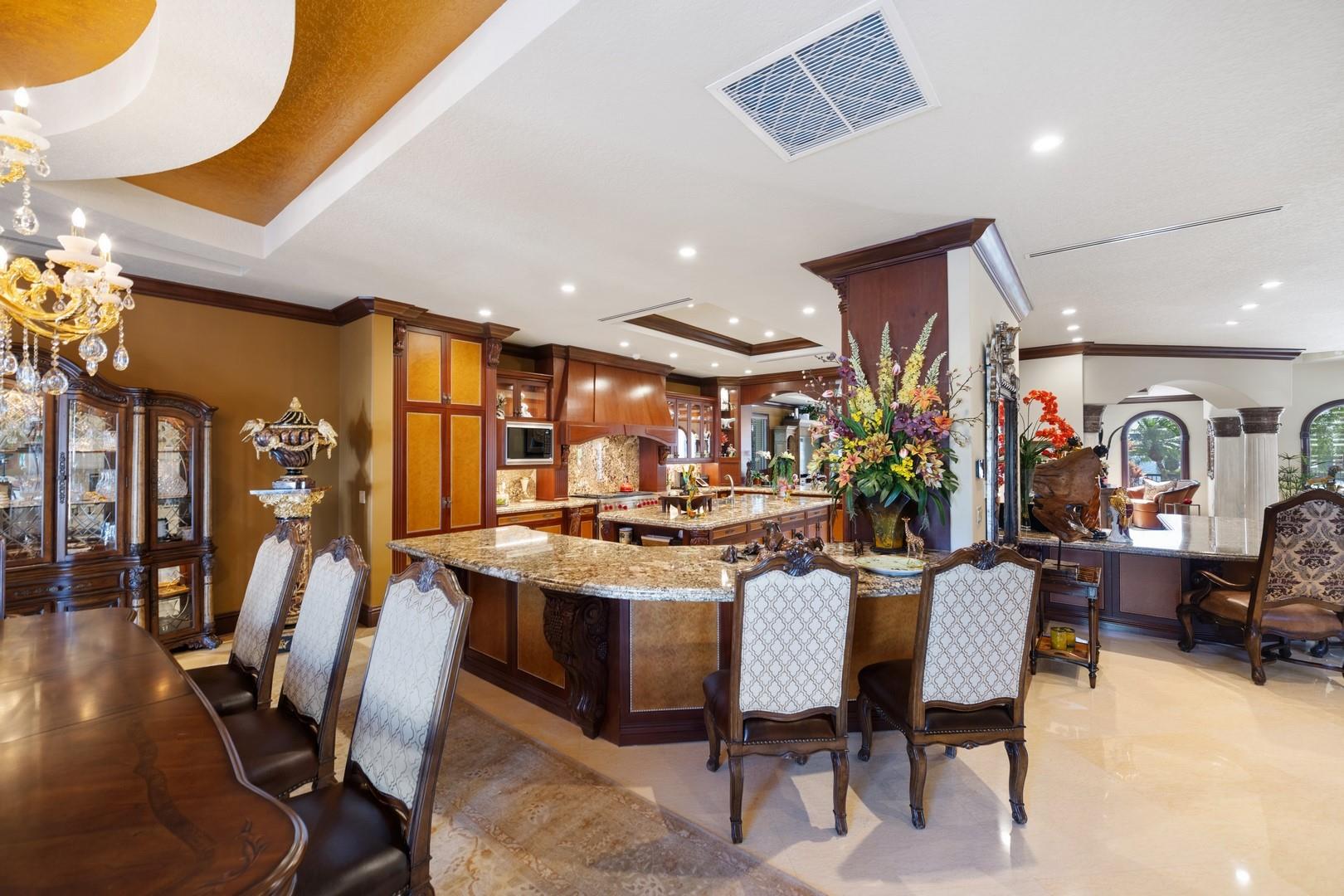 RIO VISTA ISLES - Residential