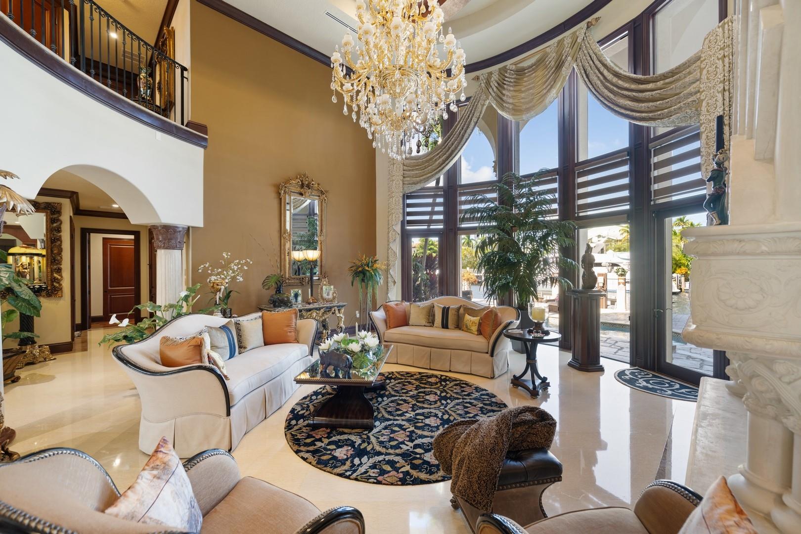 RIO VISTA ISLES - Residential