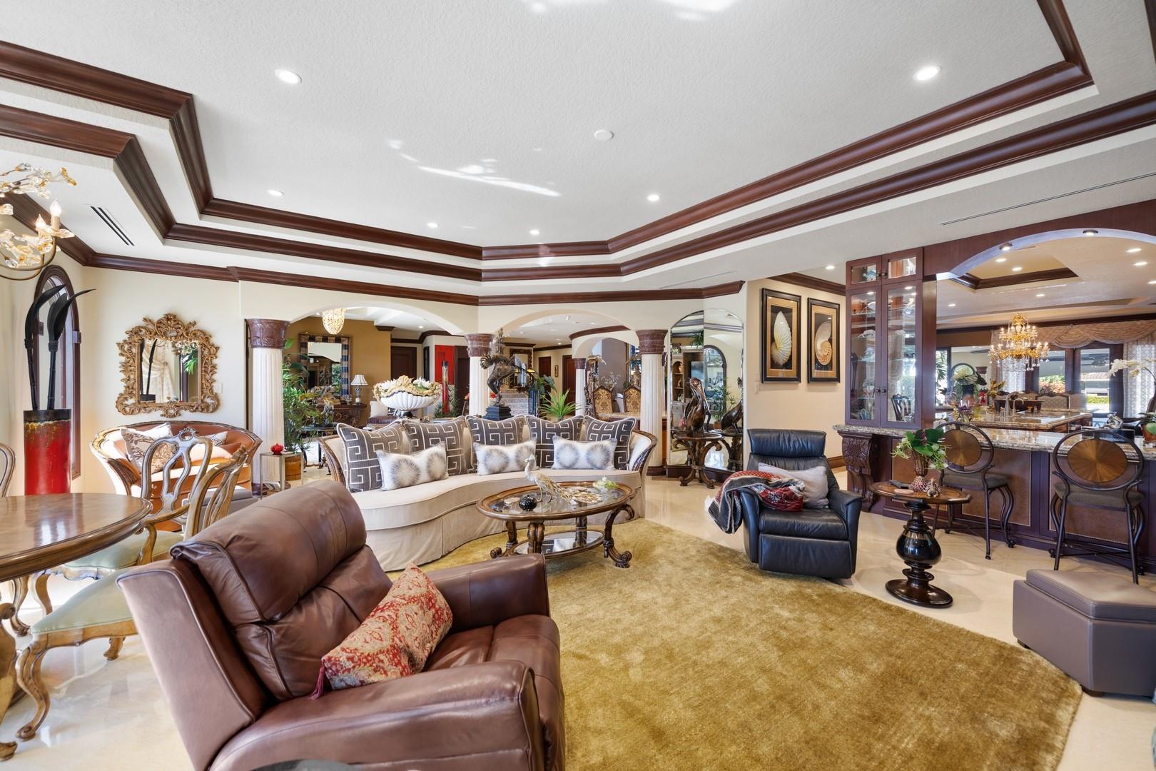 RIO VISTA ISLES - Residential