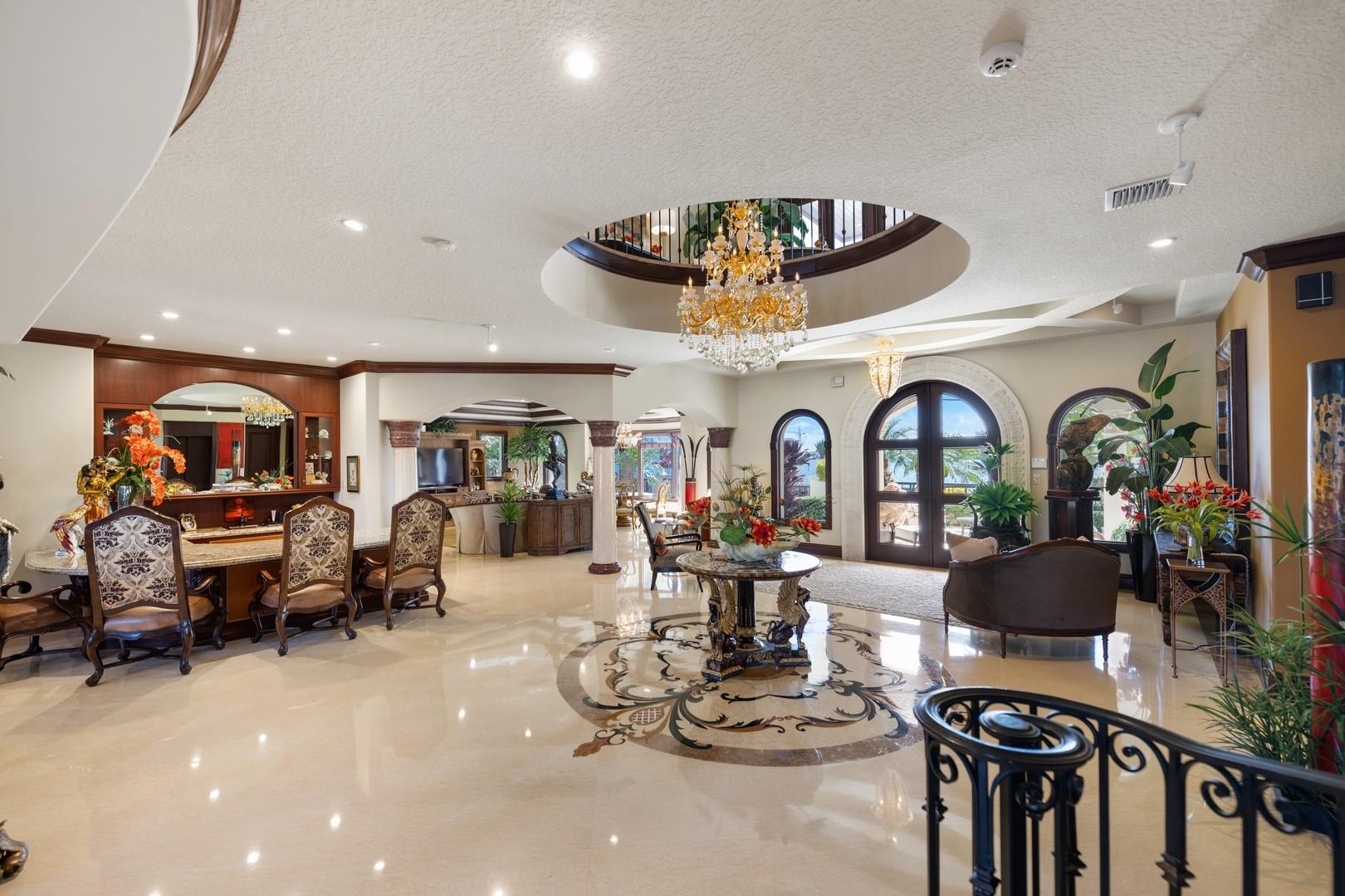 RIO VISTA ISLES - Residential