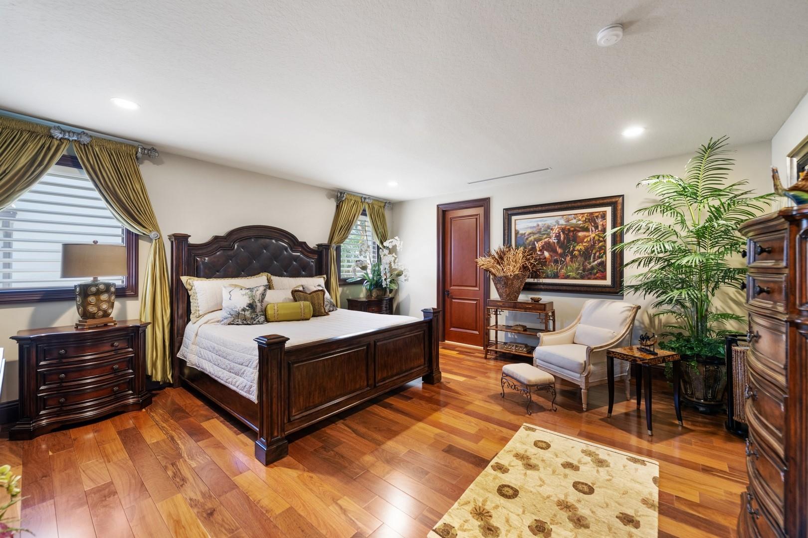 RIO VISTA ISLES - Residential