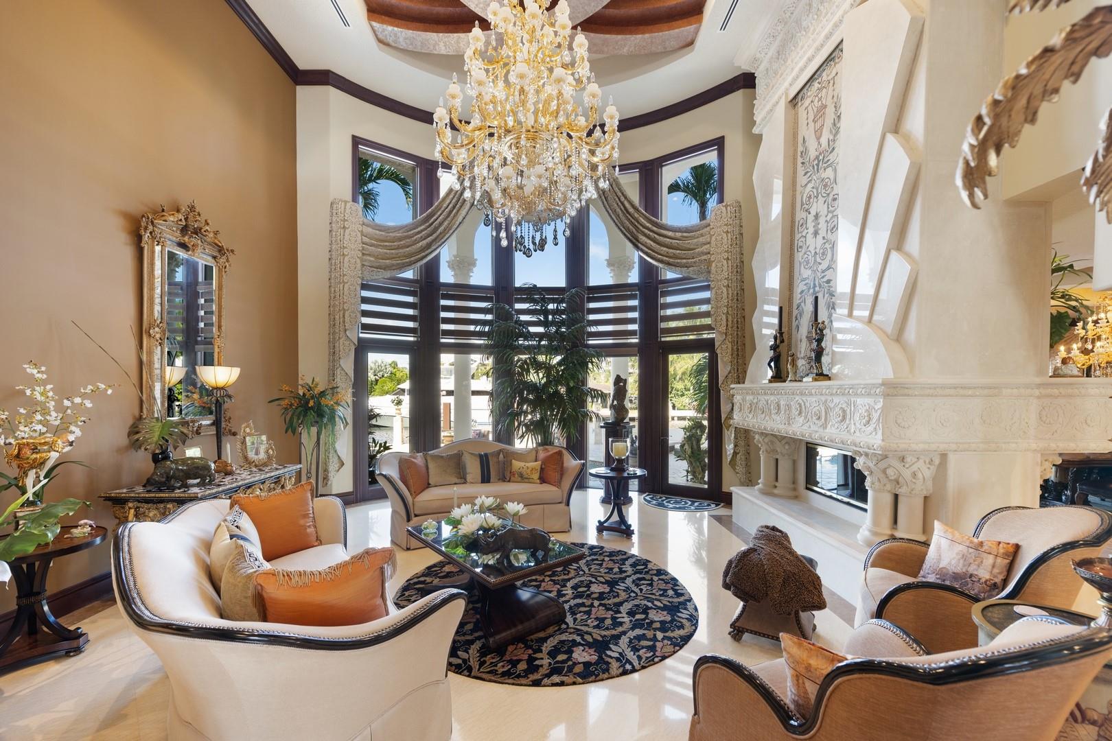 RIO VISTA ISLES - Residential