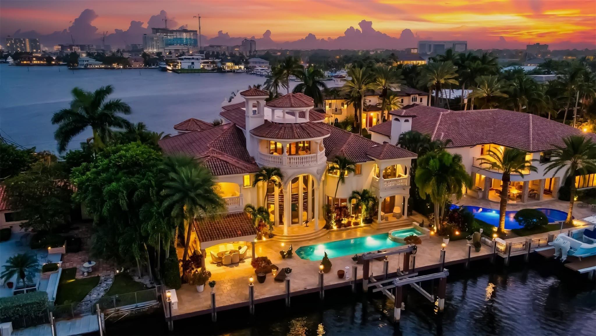 RIO VISTA ISLES - Residential