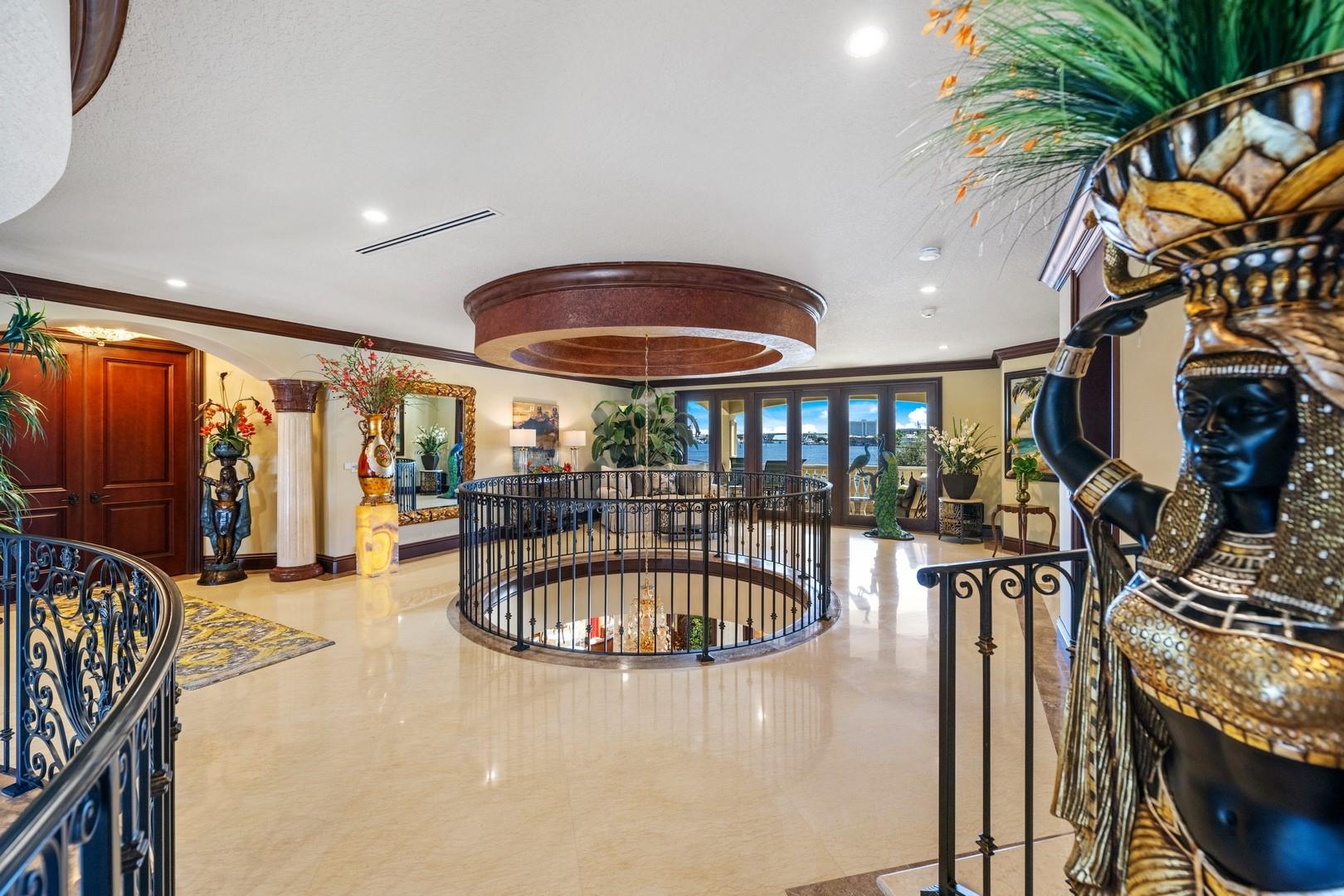 RIO VISTA ISLES - Residential