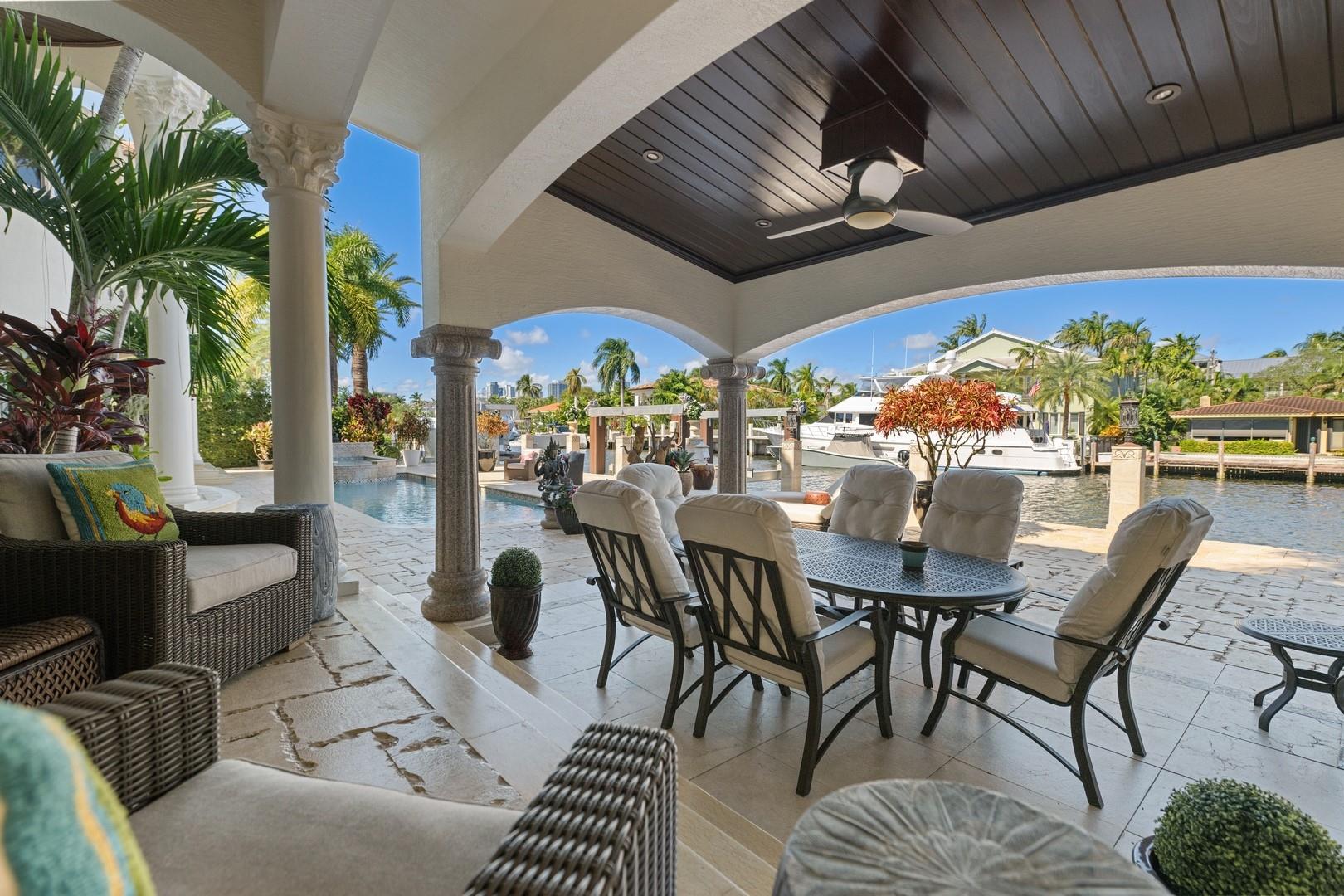 RIO VISTA ISLES - Residential