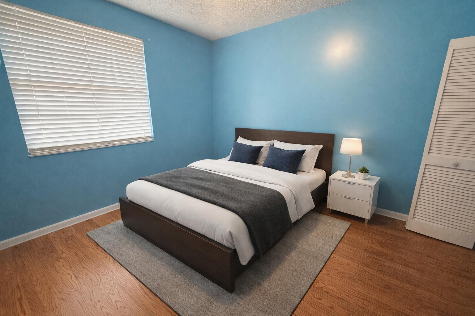 CORAL SPRINGS COUNTRY CLUB - Residential