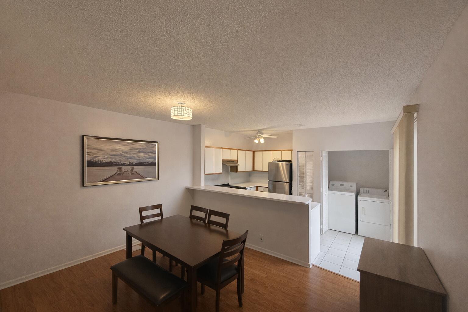 CORAL SPRINGS COUNTRY CLUB - Residential