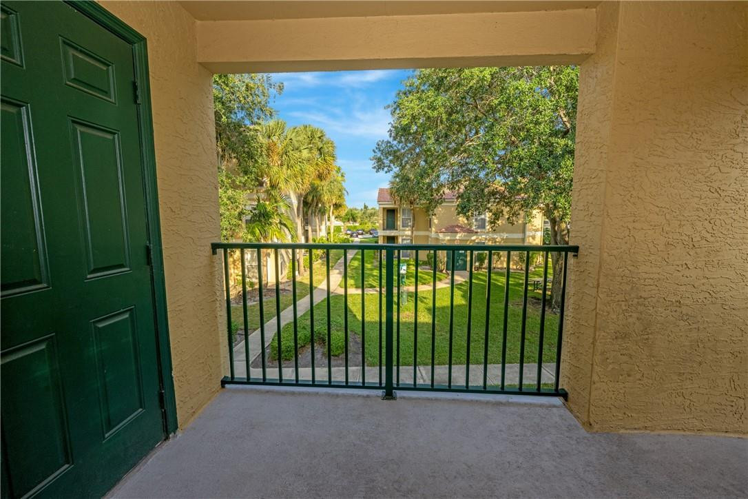 SAVANNAH AT RIVERSIDE CONDO - Residential Lease