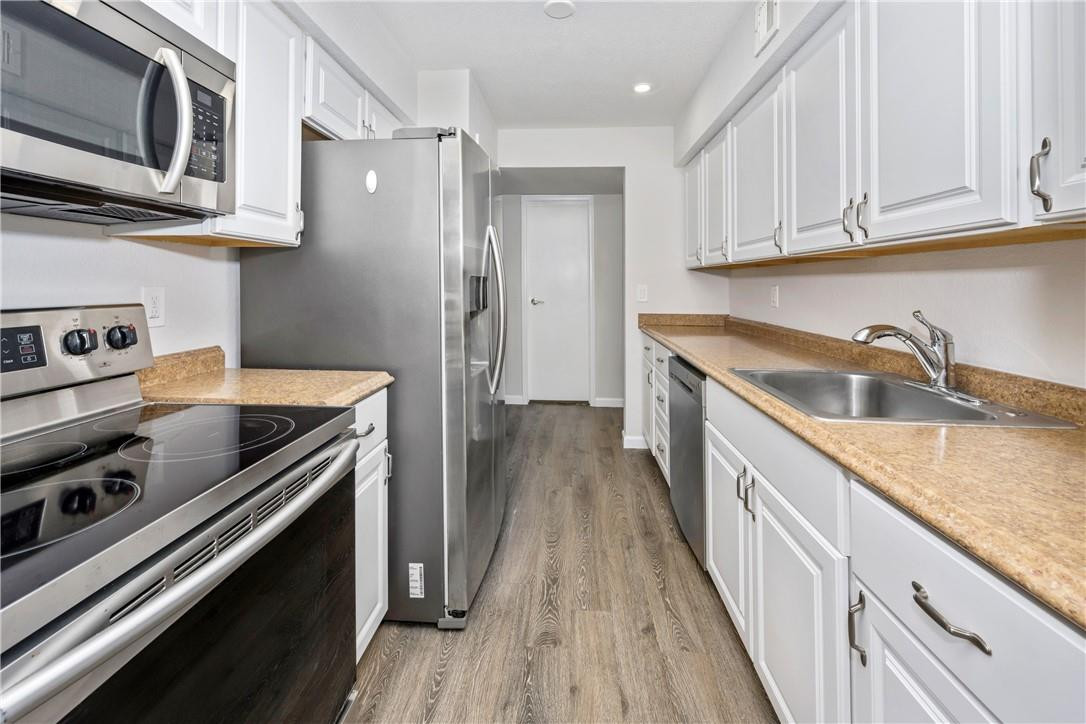 SAVANNAH AT RIVERSIDE CONDO - Residential Lease