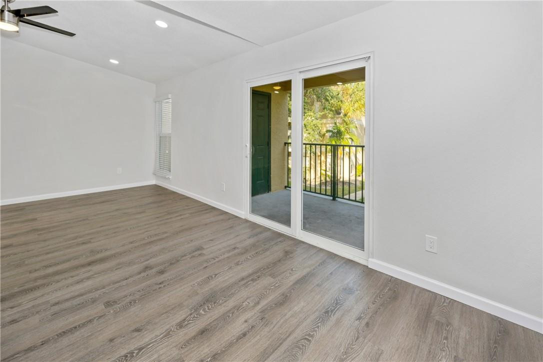 SAVANNAH AT RIVERSIDE CONDO - Residential Lease