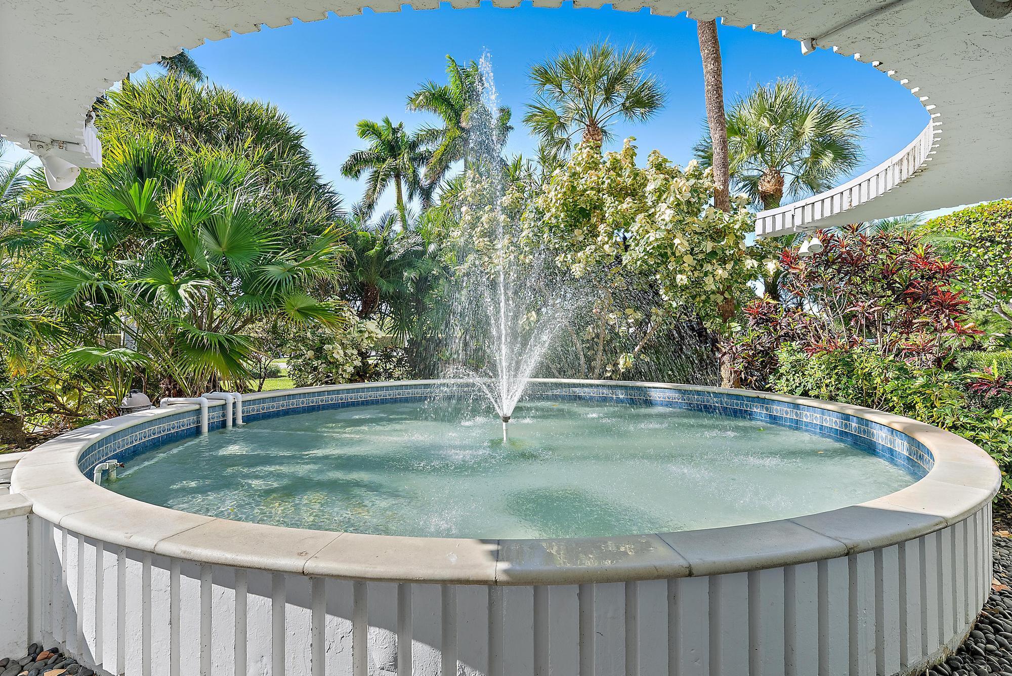 2295 S OCEAN Boulevard 418