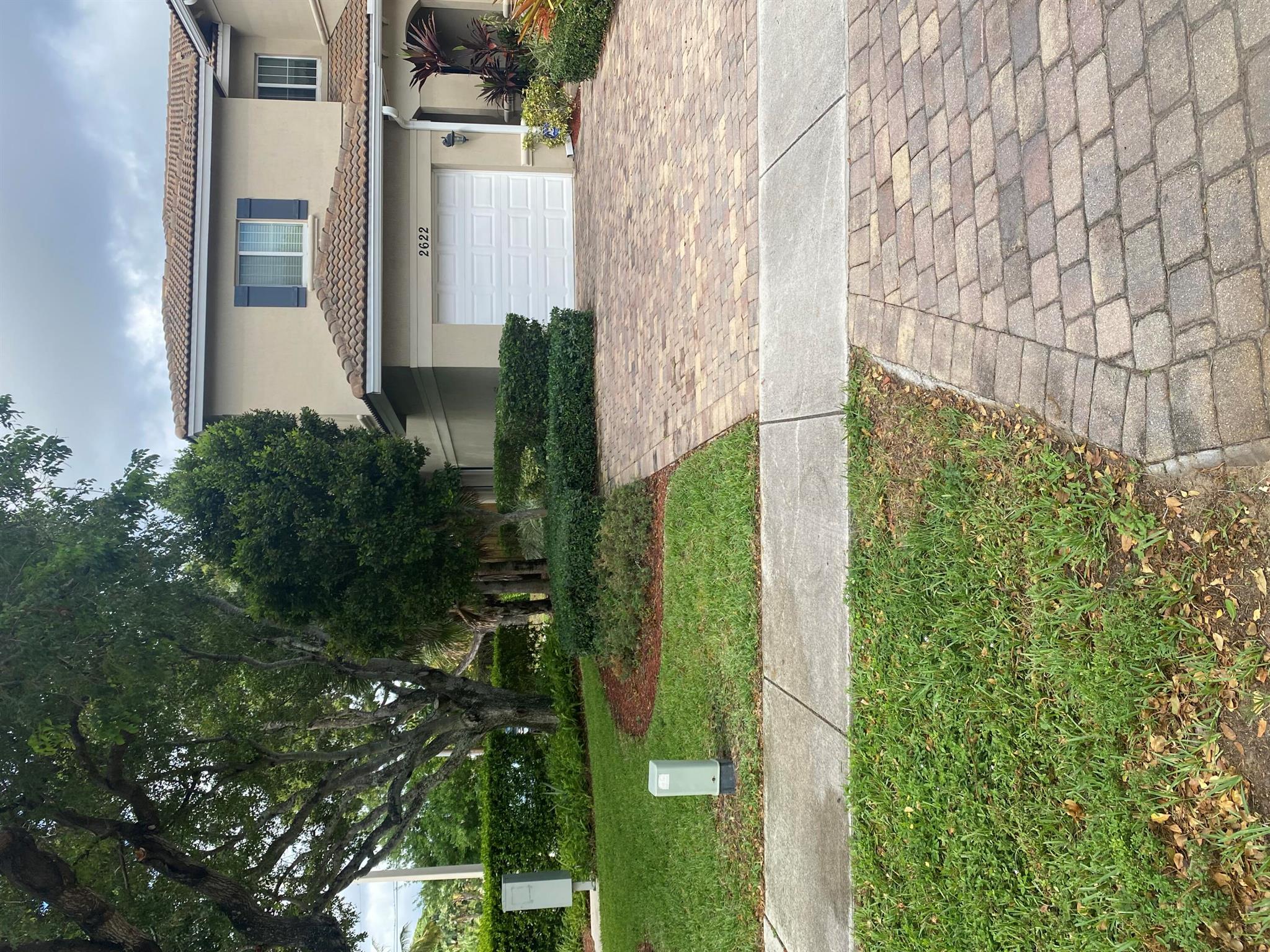 Location location! Beautiful end unit 3/2.5 townhouse in desirable Delray Beach! Kitchen is open to the family area and has cabinetry in espresso wood tone and stainless steel appliances. Three spacious bedrooms all with walk- in closets. Updated paint throughout home and carpet upstairs, new private fenced in patio and hurricane impact windows. One car garage with four spaces in the driveway, also extra guest parking right next to the house. Conveniently located 1 mile to the beach and 1.5 miles to Atlantic Avenue! SEASONAL OPTIONS AVAILABLE, PRICING TO BE DISCUSSED!!!!