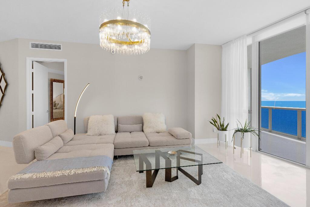 TDR TOWER III CONDO - Residential