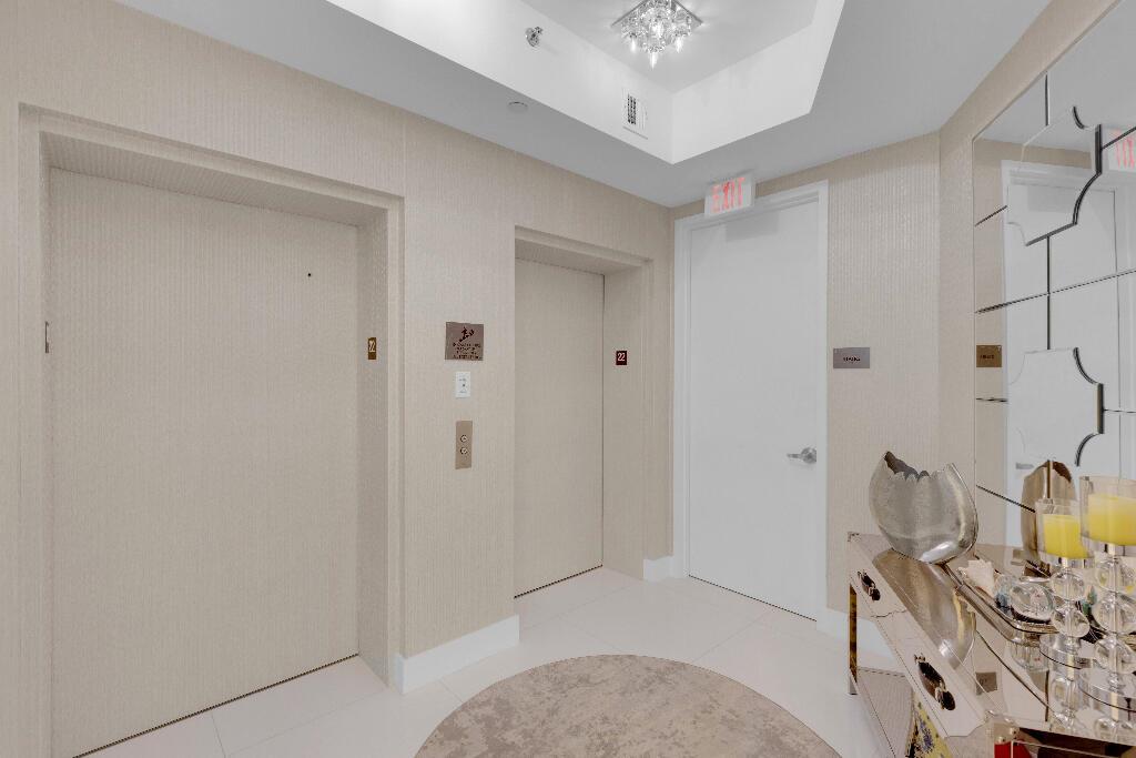 TDR TOWER III CONDO - Residential