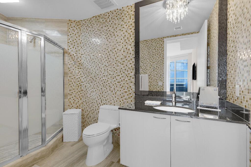 TDR TOWER III CONDO - Residential
