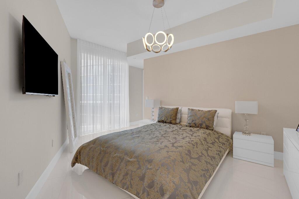 TDR TOWER III CONDO - Residential