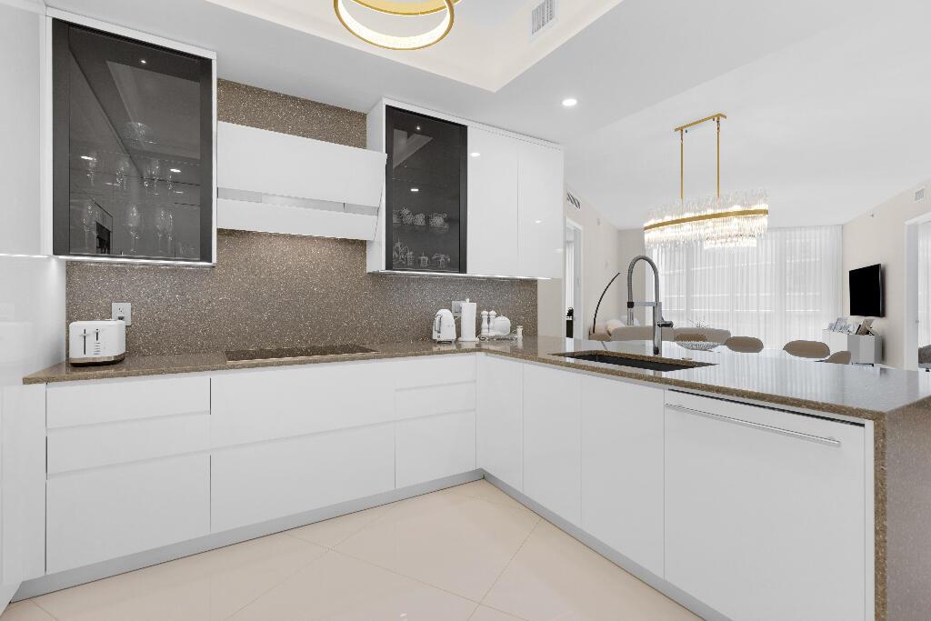 TDR TOWER III CONDO - Residential