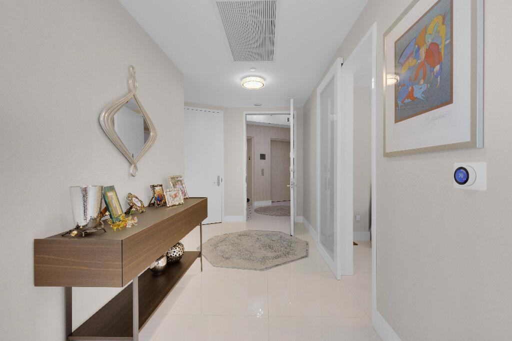 TDR TOWER III CONDO - Residential